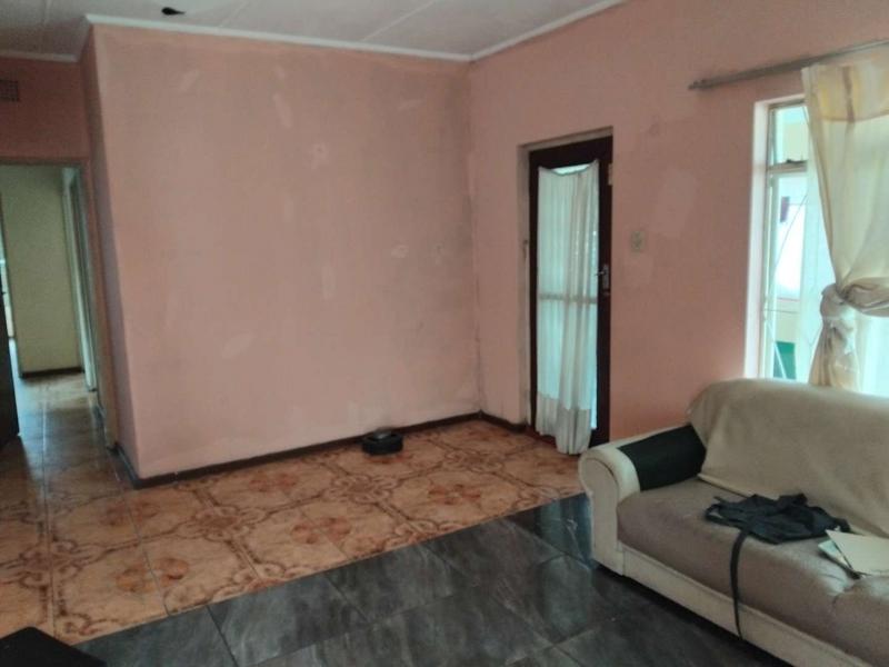 4 Bedroom Property for Sale in Mthata Eastern Cape